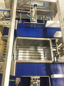 Nastri-trasportatori-a-tappeto-(3)-inox-cmp-srl