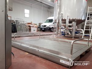 sistema-di-sollevamento-10-vagonetti_-montacarichi_inoxcmp©