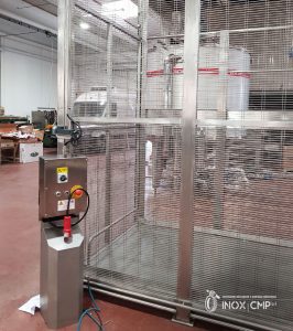 sistema-di-sollevamento-6-vagonetti_-montacarichi_inoxcmp©