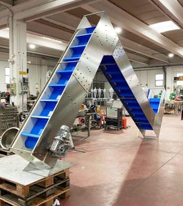 Nastro-trasportatore-A-COLLO-D-OCA-inox-cmp-progetto-98