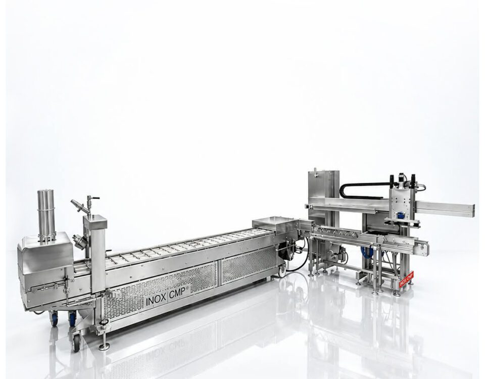Sistema automatico customizzato per il confezionamento di burrata in vasetti inox cmp